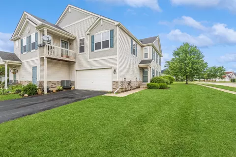 653 Morris Ct, Lakemoor, IL 60051