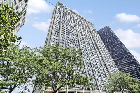 5445 N Sheridan Rd #1715, Chicago, IL 60640