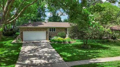 Exterior - 1000 Chippewa Dr, Elgin, IL 60120 photo 10 of 10