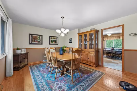Dining - 1000 Chippewa Dr, Elgin, IL 60120 photo 1 of 2