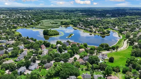 View/Area - 1000 Chippewa Dr, Elgin, IL 60120 photo 7 of 7