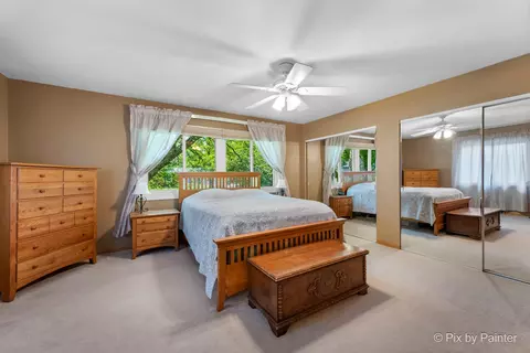 Bedroom - 1000 Chippewa Dr, Elgin, IL 60120 photo 2 of 9