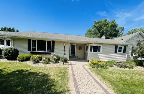412 S 5th Ave, Streator, IL 61364
