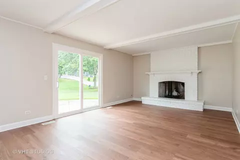 1665 Apache Dr, Naperville, IL 60563 photo 7