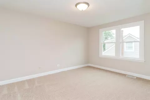 1665 Apache Dr, Naperville, IL 60563 photo 11