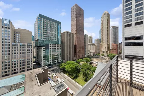 210 E Pearson St #9C, Chicago, IL 60611 photo 39