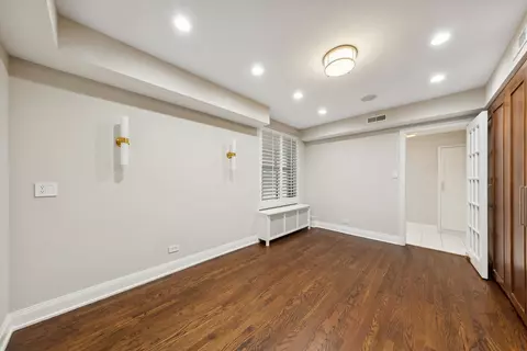210 E Pearson St #9C, Chicago, IL 60611 photo 14