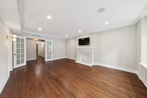210 E Pearson St #9C, Chicago, IL 60611 photo 7