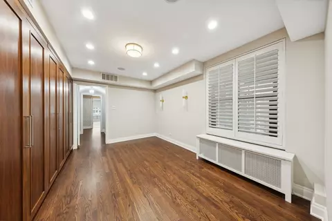 210 E Pearson St #9C, Chicago, IL 60611 photo 16