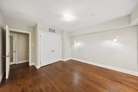 210 E Pearson St #9C, Chicago, IL 60611 photo 23