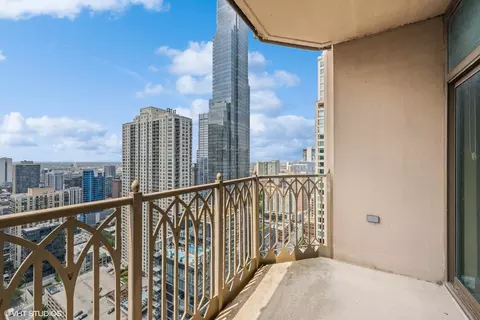 21 E Huron St #3501, Chicago, IL 60611 photo 11
