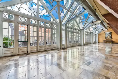 111 E Chestnut St #26B, Chicago, IL 60611 photo 19