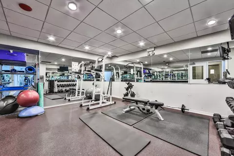 111 E Chestnut St #26B, Chicago, IL 60611 photo 21