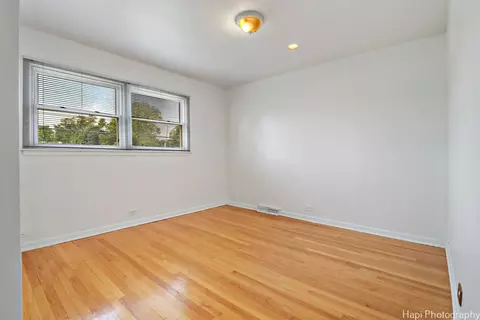 842 Timothy Ln, Des Plaines, IL 60016 photo 13
