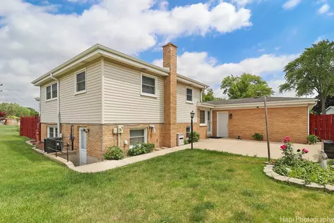 842 Timothy Ln, Des Plaines, IL 60016 photo 27