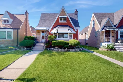 6956 W Melrose St, Chicago, IL 60634