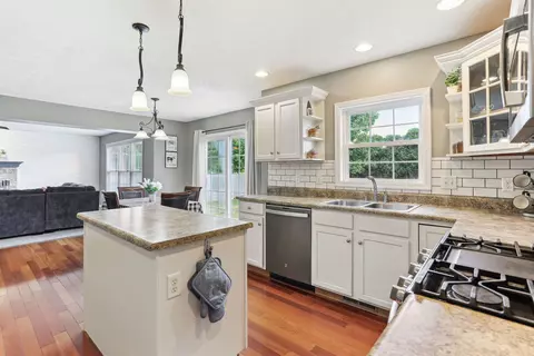 Kitchen - 409 Bluestem Dr, Savoy, IL 61874 photo 2 of 4