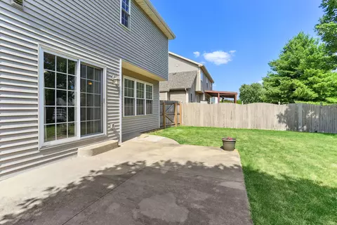 Exterior - 409 Bluestem Dr, Savoy, IL 61874 photo 6 of 9