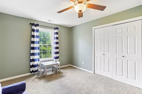 Bedroom - 409 Bluestem Dr, Savoy, IL 61874 photo 5 of 6