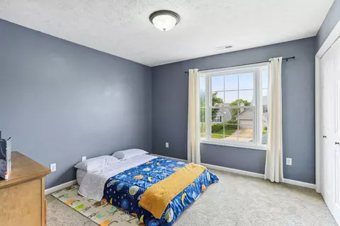Bedroom - 409 Bluestem Dr, Savoy, IL 61874 photo 2 of 6