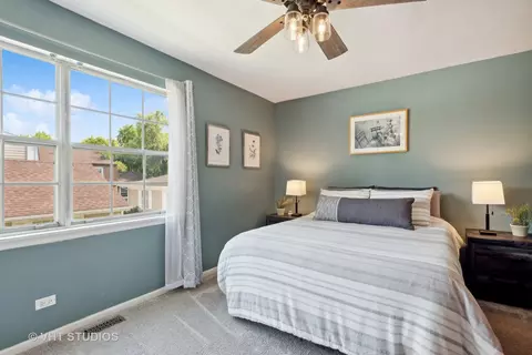 Bedroom - 1651 Timber Trl, Wheaton, IL 60189 photo 1 of 3
