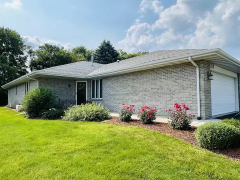 1275 Brandywine Dr #1, Rockford, IL 61108