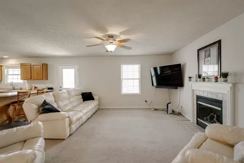 1212 Ogelthorpe Ave, Normal, IL 61761 photo 8