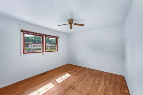 1022 Hanley St, Mchenry, IL 60050 photo 15