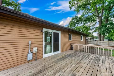 1022 Hanley St, Mchenry, IL 60050 photo 17