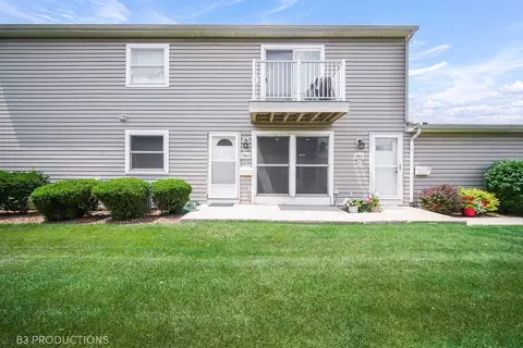 7965 163rd Ct #7965, Tinley Park, IL 60477