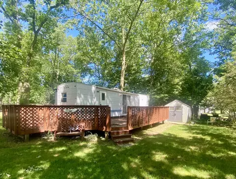 11159 Woodhaven, Sublette, IL 61367