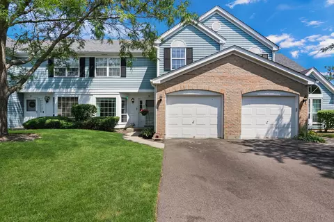 93 Bristol Ct, Gurnee, IL 60031