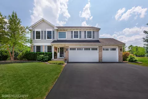 1541 Wynnfield Dr, Algonquin, IL 60102