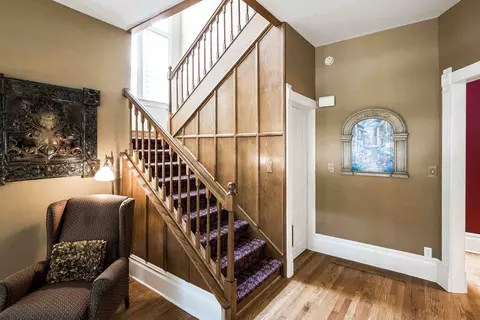 Entry Way - 1306 E Grove St, Bloomington, IL 61701 photo 5 of 6