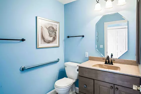 Bath - 1306 E Grove St, Bloomington, IL 61701 photo 3 of 4