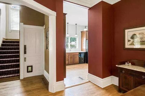 Entry Way - 1306 E Grove St, Bloomington, IL 61701 photo 3 of 6