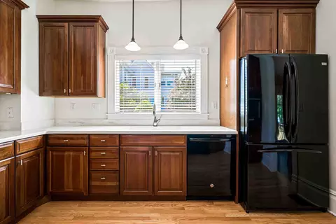 Kitchen - 1306 E Grove St, Bloomington, IL 61701 photo 3 of 3