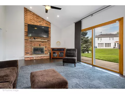 3304 Springdale Ave, Glenview, IL 60025 photo 9