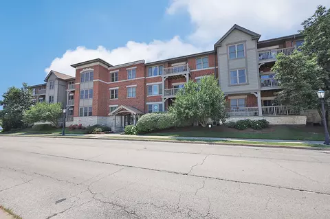 271 E Railroad Ave #108, Bartlett, IL 60103 photo 1