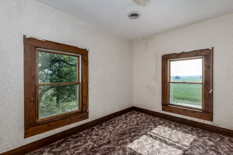 Bedroom - 2991 E 2150th Rd, Ottawa, IL 61350 photo 4 of 4