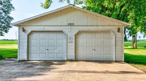 Exterior - 2991 E 2150th Rd, Ottawa, IL 61350 photo 5 of 5