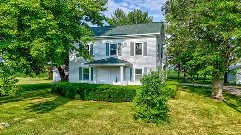 Exterior - 2991 E 2150th Rd, Ottawa, IL 61350 photo 1 of 5