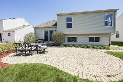 Exterior - 2207 Covington Ln, Plainfield, IL 60586 photo 3 of 4