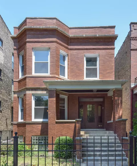 1460 W Bryn Mawr Ave, Chicago, IL 60660