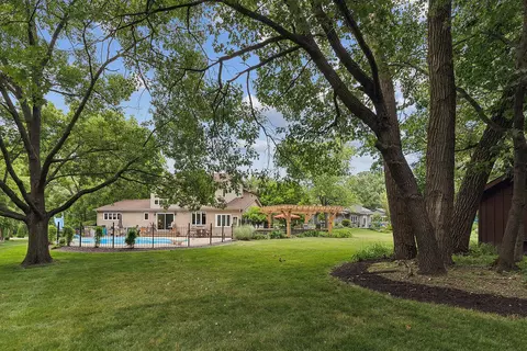 160 Cornwall Dr, Crete, IL 60417 photo 40