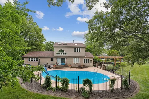 160 Cornwall Dr, Crete, IL 60417 photo 37