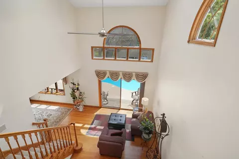 160 Cornwall Dr, Crete, IL 60417 photo 4