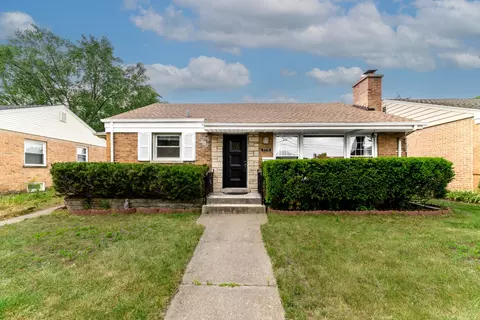 7712 Niles Center Rd, Skokie, IL 60077
