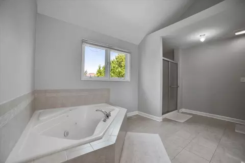 Bath - 25613 Meadowland Cir, Plainfield, IL 60585 photo 5 of 5