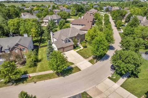 View/Area - 25613 Meadowland Cir, Plainfield, IL 60585 photo 2 of 6